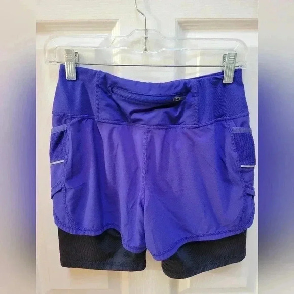 Athleta Ready Set Go 2 in 1 Athletic Shorts Size XS - Picture 1 of 3